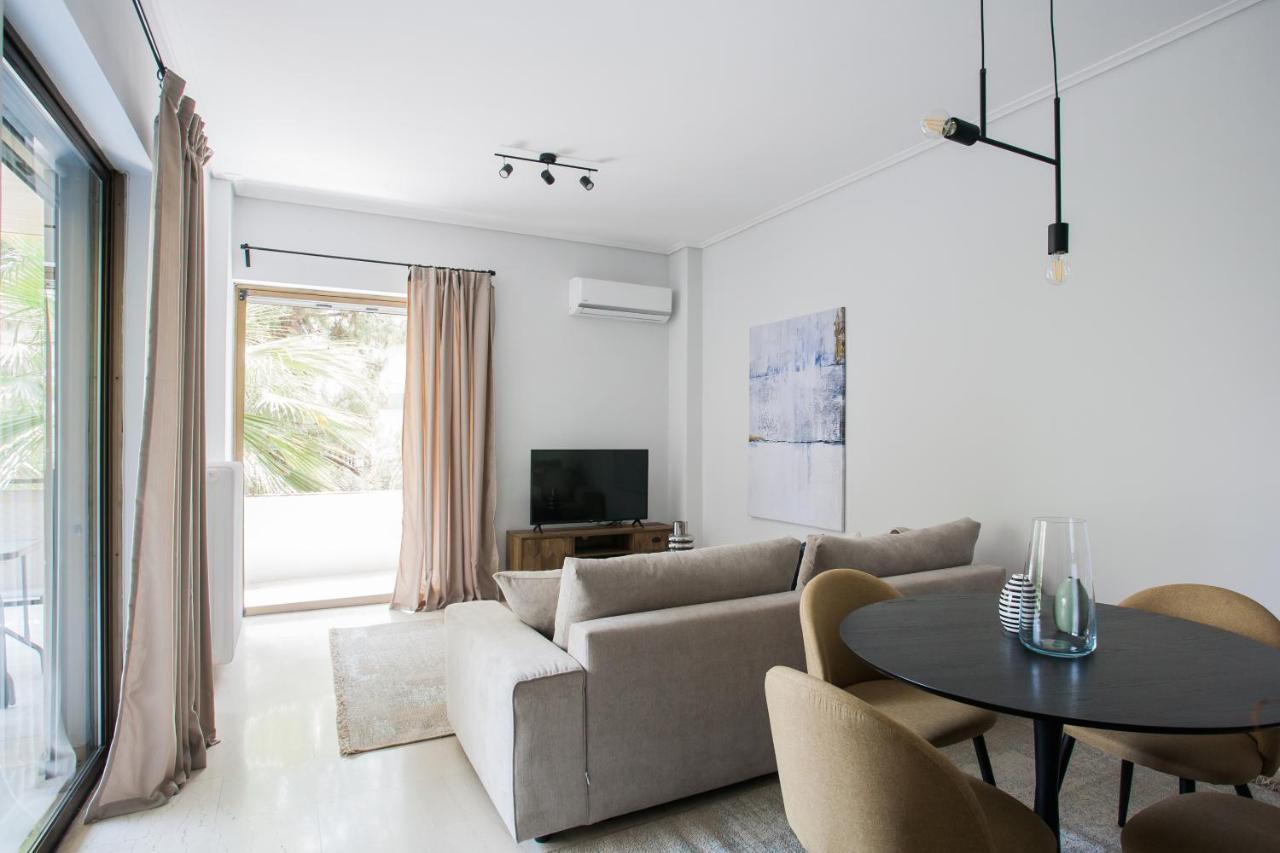 Pleasant 2Br Apartment Near Helexpo By Upstreet Aten Exteriör bild